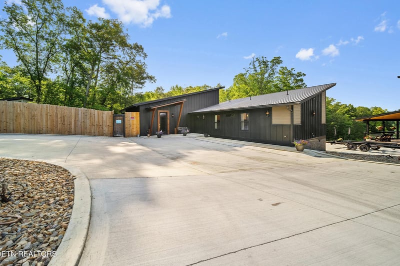 24662472 Mcqueen Way, Sevierville, TN 37876
