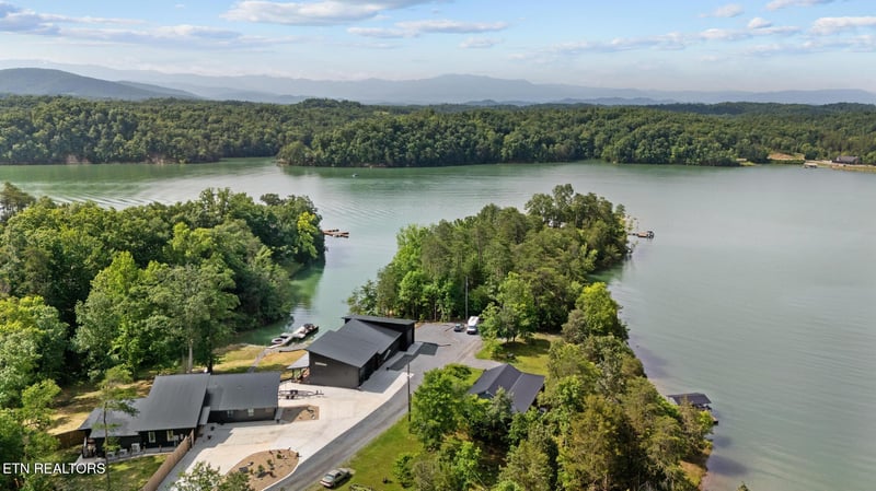 24662472 Mcqueen Way, Sevierville, TN 37876