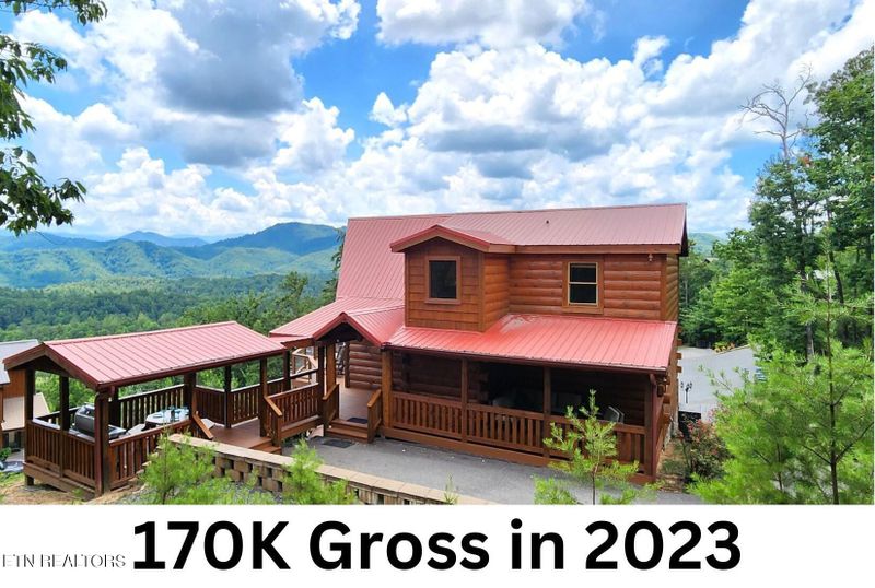 2469 Hackberry Dr, Sevierville, TN 37862