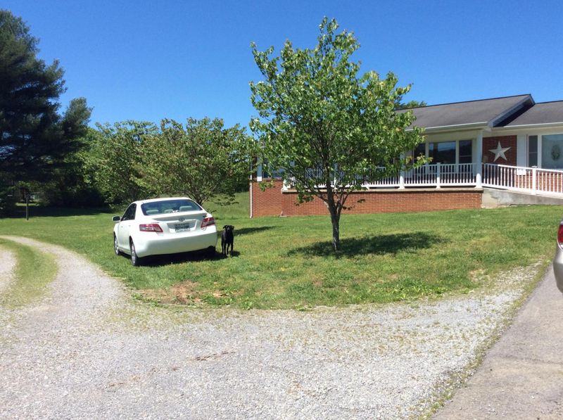 247 Brushy Valley Rd, Clinton, TN 37716