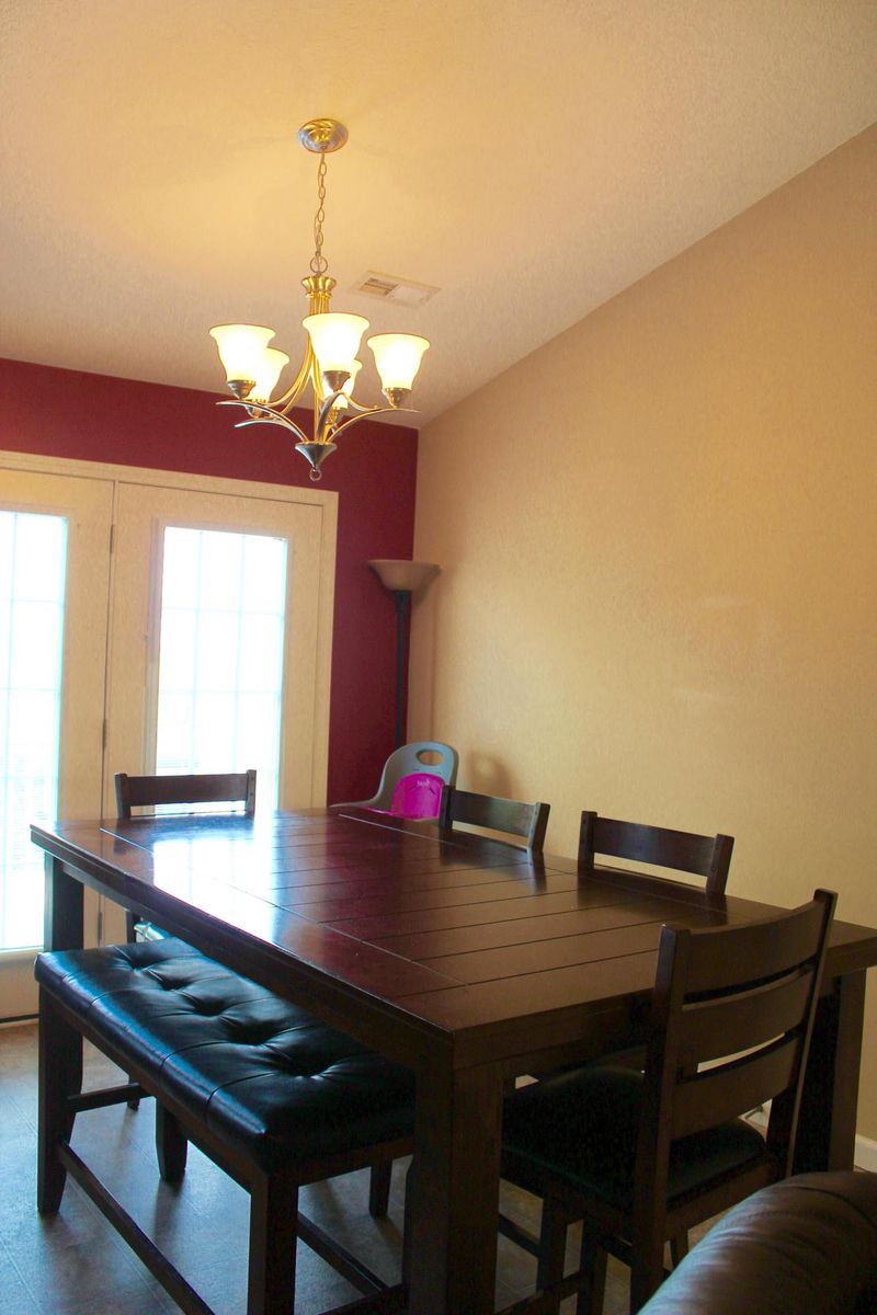 247 Dogwood Glen Ln, Powell, TN 37849