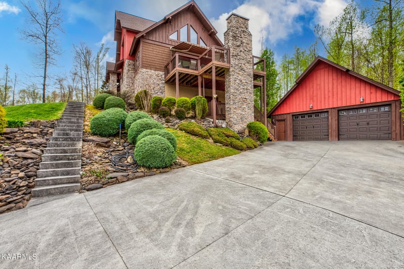 247 Foxwood Dr, Caryville, TN 37714
