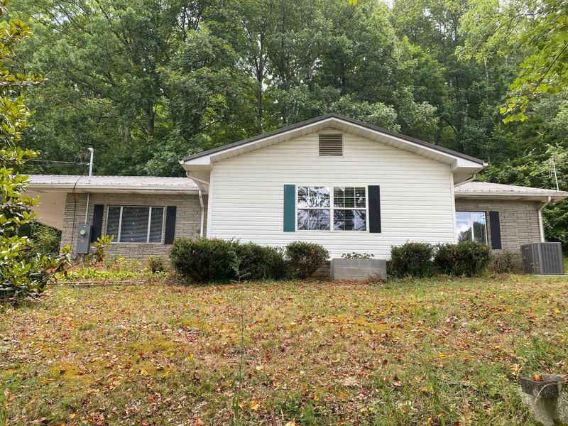 247 Loudon Hwy, Kingston, TN 37763