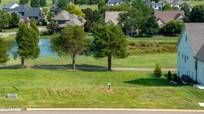 247 Mockingbird Ln, Loudon, TN 37774
