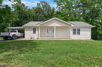 2473 Long Hollow Rd, Lafollette, TN 37766