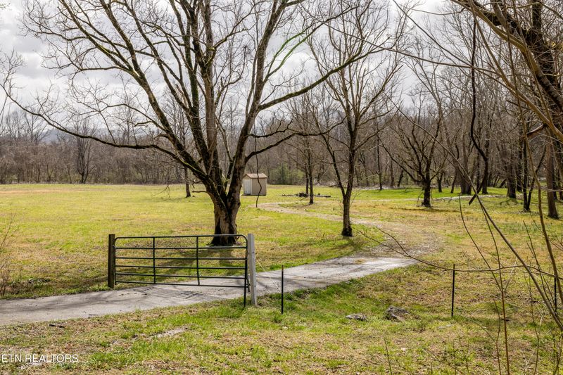 248 Cameron Rd, Townsend, TN 37882