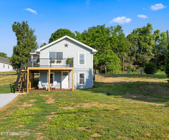 248 Hiway Dr, Clinton, TN 37716