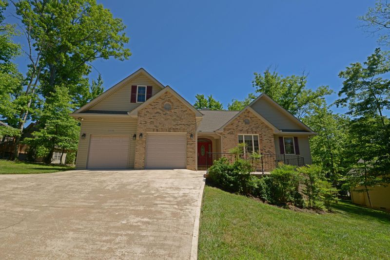 248 Rotherham Dr, Fairfield Glade, TN 38558