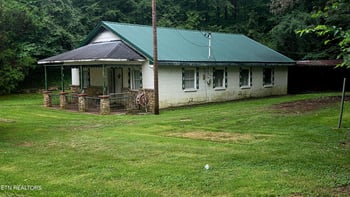 248 Walnut Grove Rd, Kingston, TN 37763