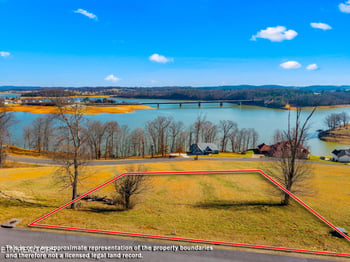 2480 Starboard Crest Rd, Morristown, TN 37814