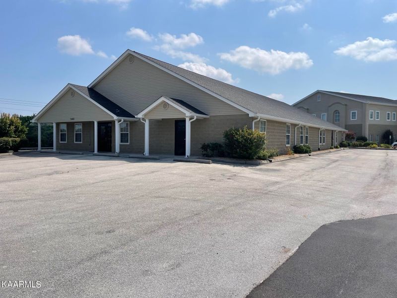2482 NE Brights Pike, Morristown, TN 37814