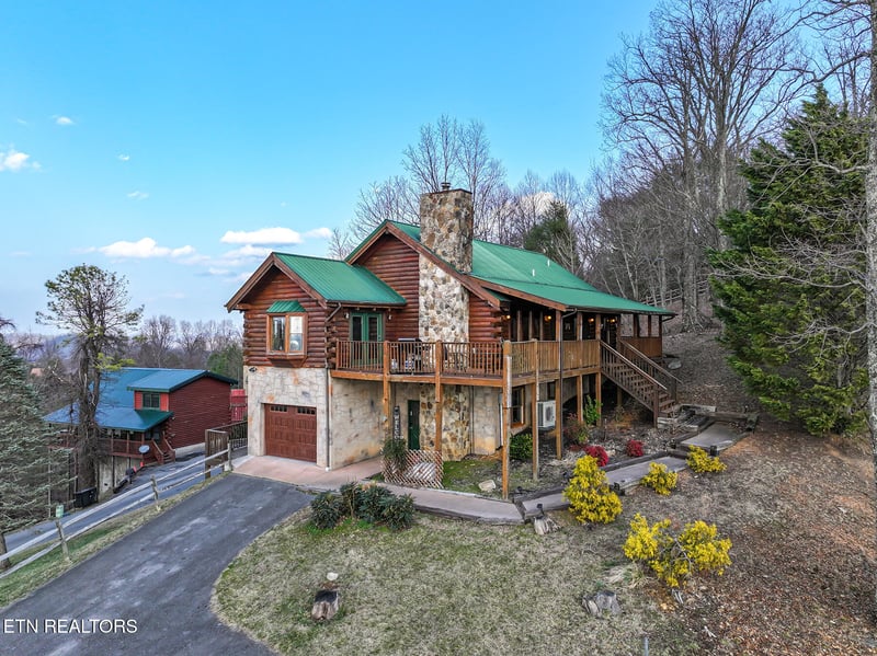 2485 Black Bear Ridge Way, Sevierville, TN 37862