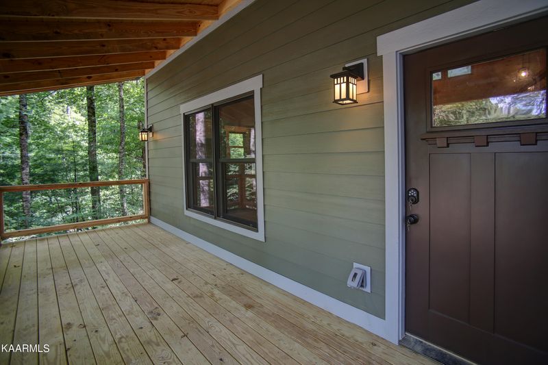 2485 Waldens Creek Rd, Sevierville, TN 37876