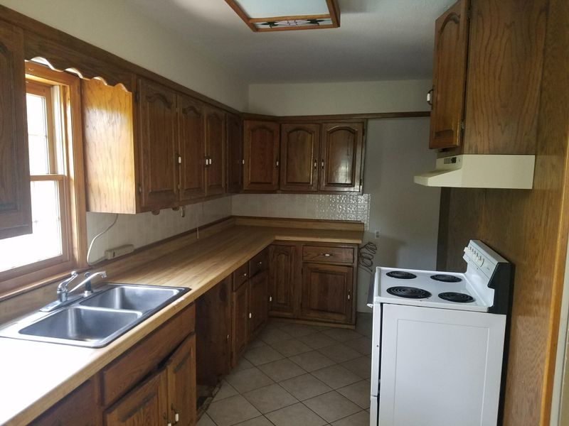 249 Black Oak Rd, Clinton, TN 37716