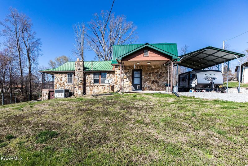 249 Childs Ln, Lafollette, TN 37766