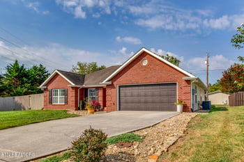 249 Creek Stone Ln, Knoxville, TN 37924