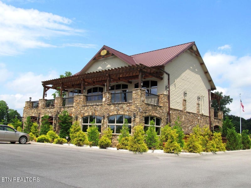 249 E Shore Dr, Rockwood, TN 37854
