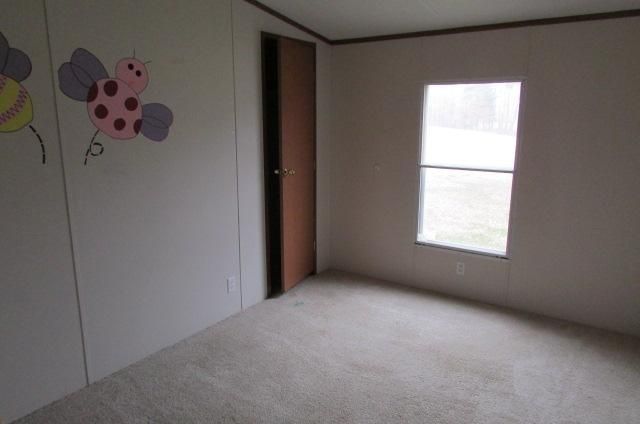 249 Shirley Ln, Oneida, TN 37841