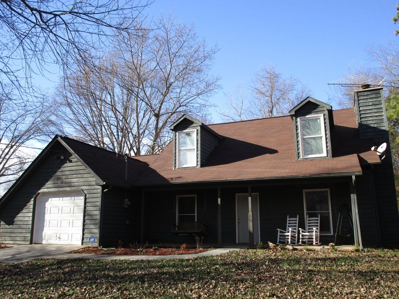 249 Willow Dr, Kingston, TN 37763