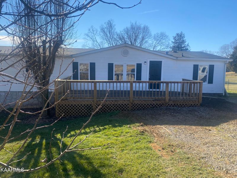 2494 Oakview Ln, Sevierville, TN 37876