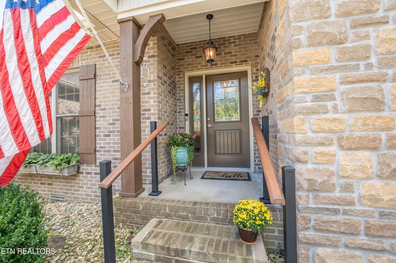25 Hemlock Ct, Crossville, TN 38558