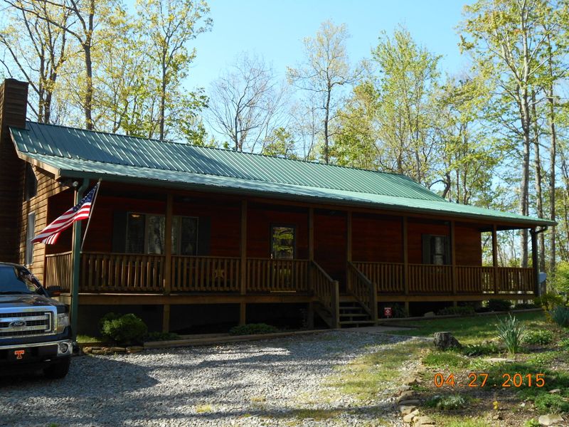 25 High Pl, Monterey, TN 38574