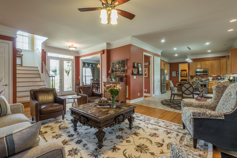 25 Rockingham Ln, Oak Ridge, TN 37830