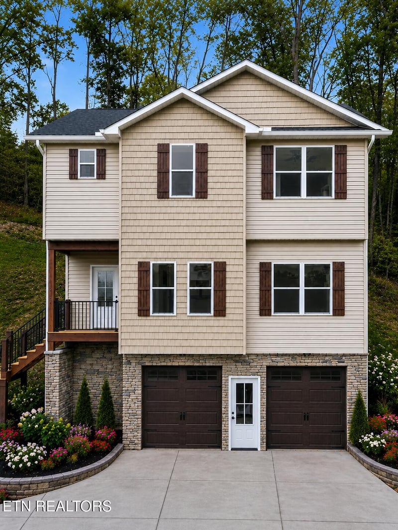 250 Clear Creek Rd, Kodak, TN 37764