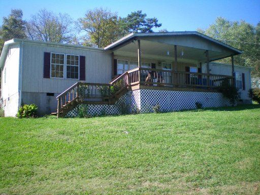 250 County Rd #890, Etowah, TN 37331