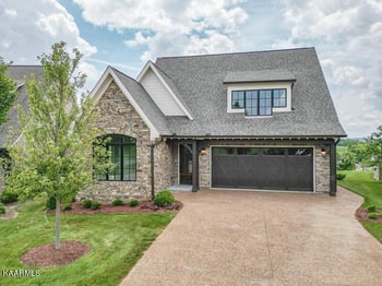 250 E Highlands Cir, Lenoir City, TN 37772