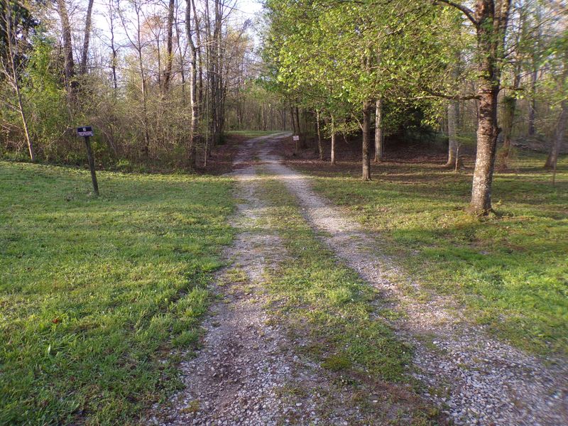 250 Grapevine Rd, Crossville, TN 38555