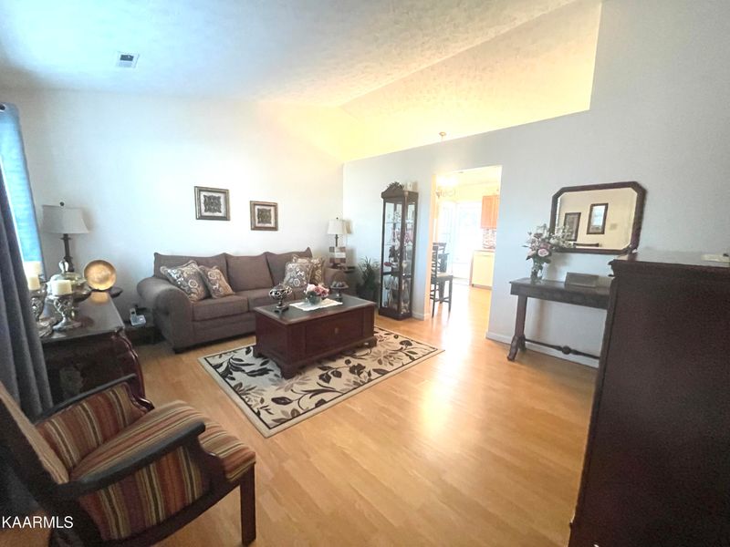 2500 Bainbridge Way, Powell, TN 37849