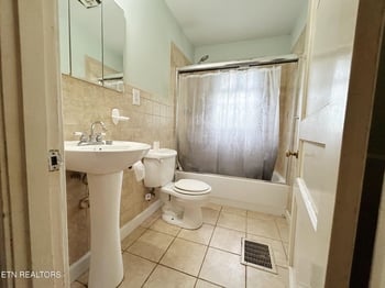 2500 Brice St, Knoxville, TN 37917