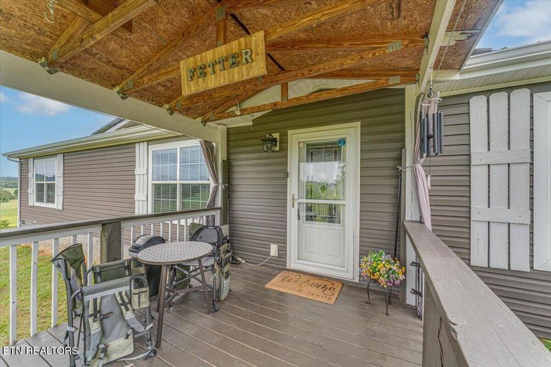 2500 Old Sinking Creek Rd, Greenback, TN 37742