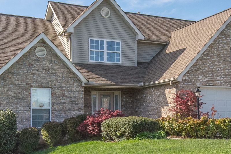 2500 Silverstone, Knoxville, TN 37932