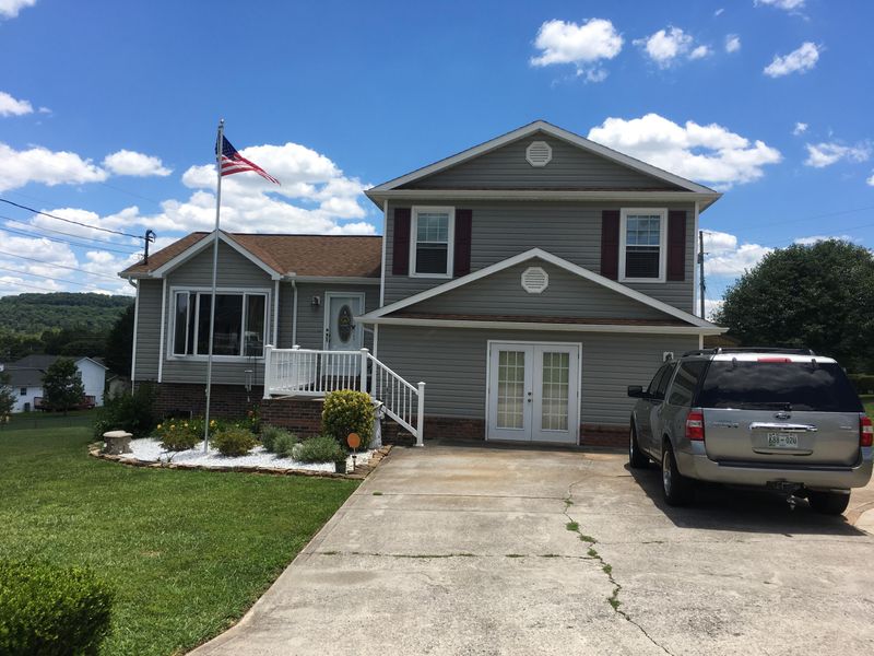 2501 Bainbridge Way, Powell, TN 37849
