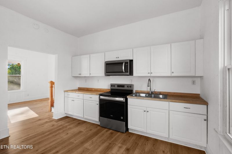 2501 E 5th Ave, Knoxville, TN 37914