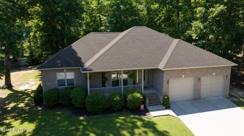 2501 Friar Wood Ln, Sevierville, TN 37876
