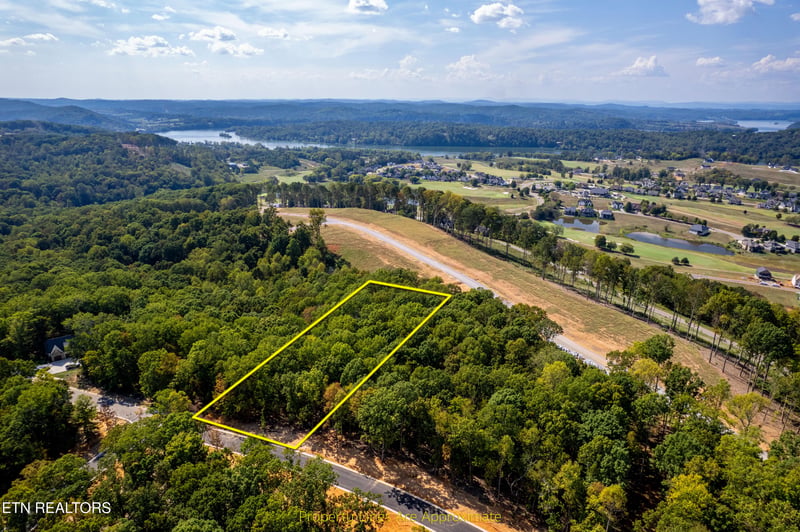 2501 Old Dogwood Tr, Loudon, TN 37774
