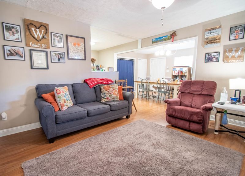 2501 Spring Hill Rd, Knoxville, TN 37914