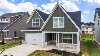 2504 Maroon Bells Rd, Knoxville, TN 37932