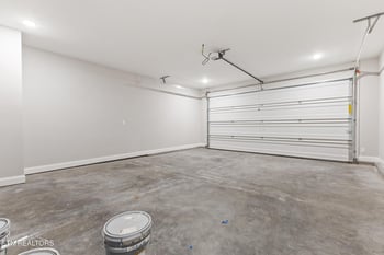 2504 Maroon Bells Rd, Knoxville, TN 37932