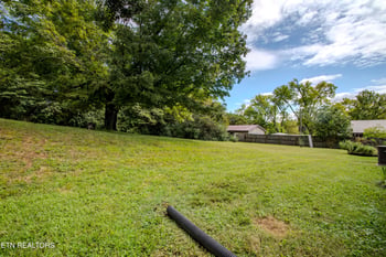 2504 Pleasant View Rd, Knoxville, TN 37914