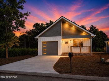 2506 Limestone Ct, Sevierville, TN 37876