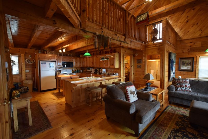 2507 Hatcher Mountain Rd, Sevierville, TN 37862
