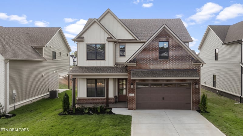2507 Marshall Pass Rd, Knoxville, TN 37932