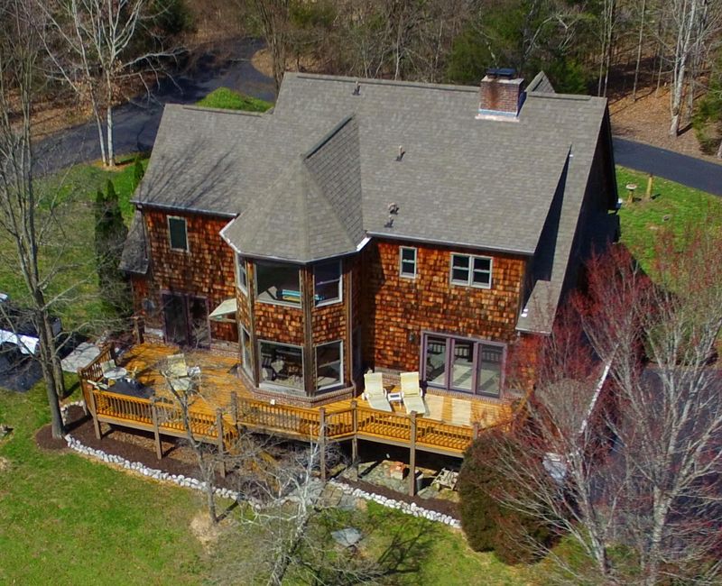 251 Deer Rn, Vonore, TN 37885