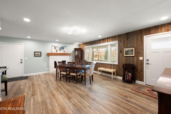 251 Lakewood Dr, Crossville, TN 38558