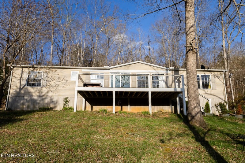 251 Last Lz Ln, Speedwell, TN 37870