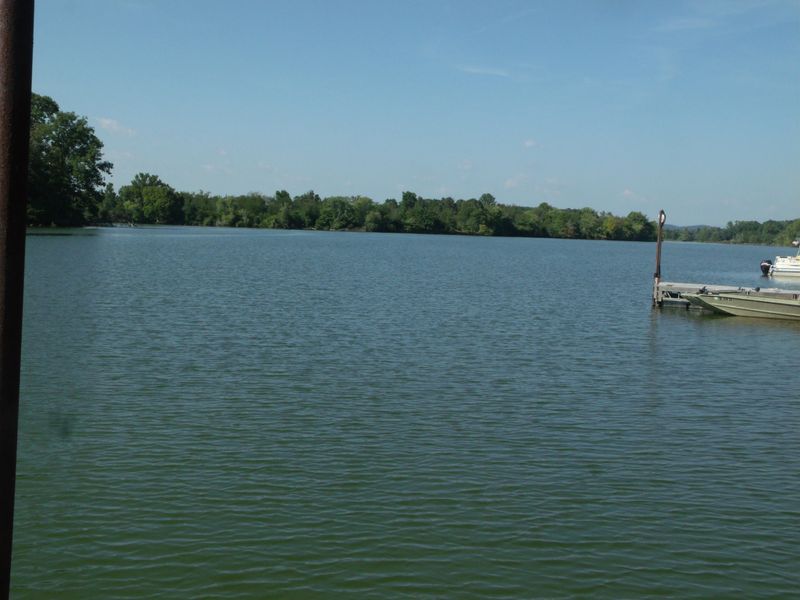 2510 River Rd, Kingston, TN 37763
